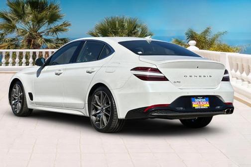 2022 Genesis G70 2.0T