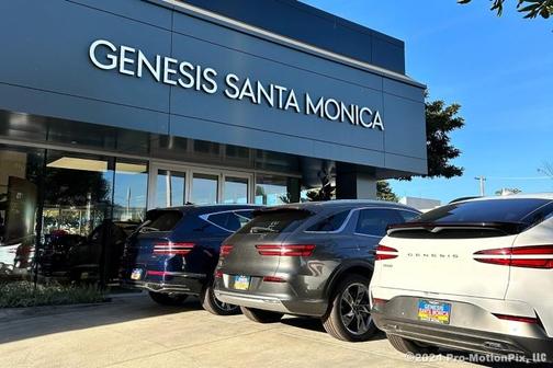 2024 Genesis GV70 2.5T