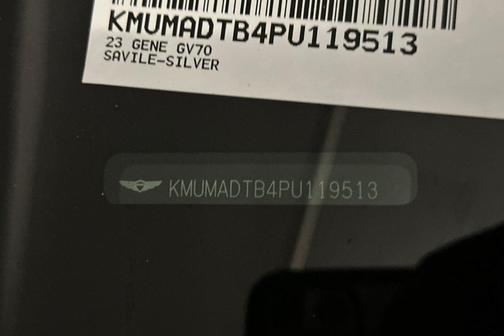 Savile Silver 2023 Genesis GV70 2.5T