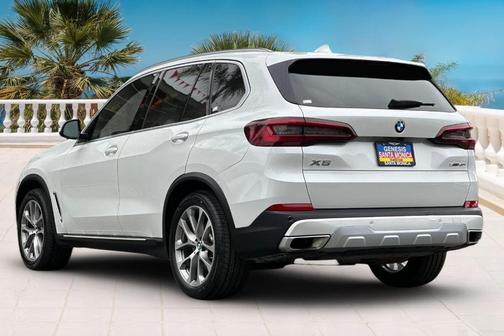 2023 BMW X5 sDrive40i