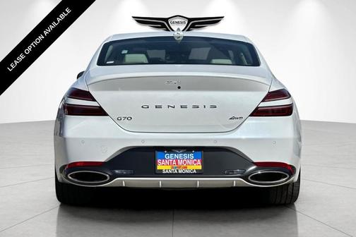 Uyuni White 2026 Genesis G70 2.5T Prestige