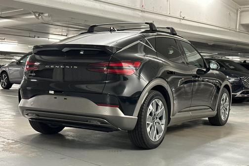 2025 Genesis GV60 Standard