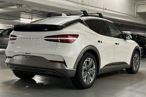 2025 Genesis GV60 Standard