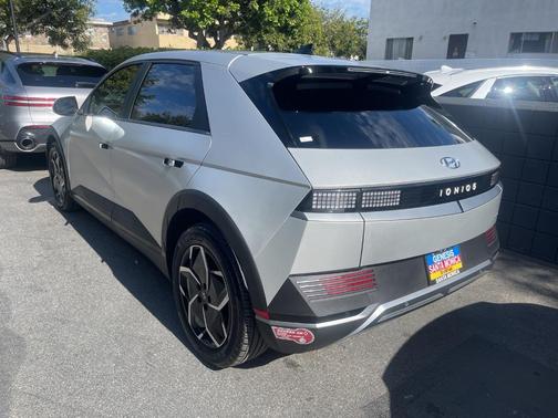 2023 Hyundai IONIQ 5 SEL