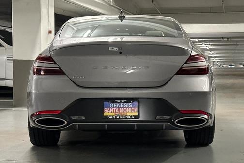 2025 Genesis G70 2.5T