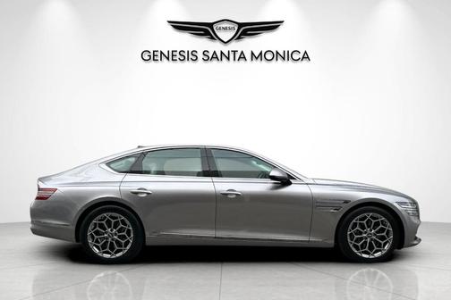 Savile Silver 2022 Genesis G80 2.5T