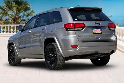 2018 Jeep Grand Cherokee Altitude
