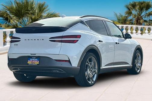 Uyuni White 2023 Genesis GV60 Performance