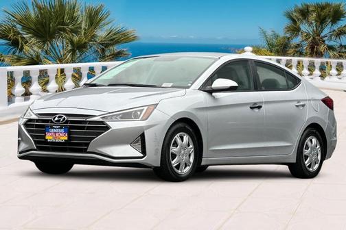 2019 Hyundai ELANTRA SE