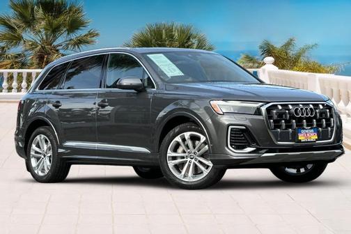 2025 Audi Q7 45 Premium