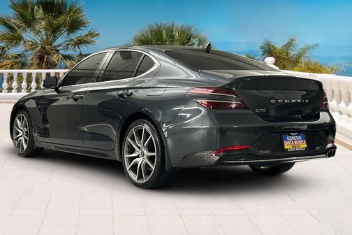 2023 Genesis G70 2.0T