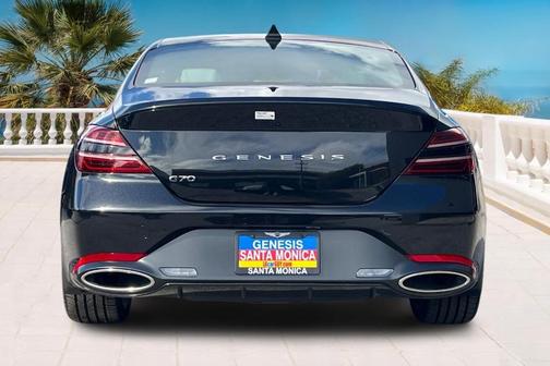 2025 Genesis G70 2.5T