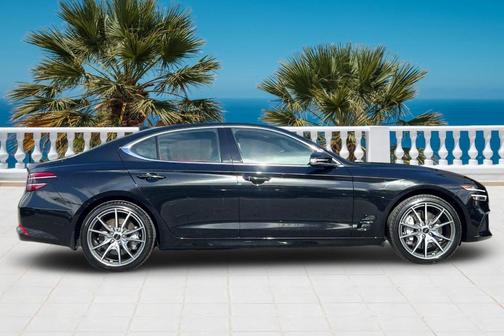 2025 Genesis G70 2.5T