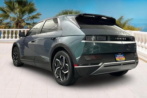 2024 Hyundai IONIQ 5 SEL