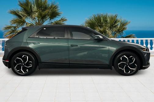 2024 Hyundai IONIQ 5 SEL