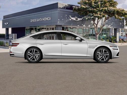 Uyuni White 2026 Genesis G80 2.5T Advanced