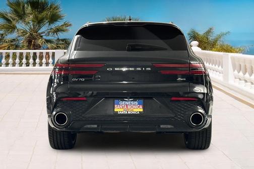 2022 Genesis GV70 2.5T