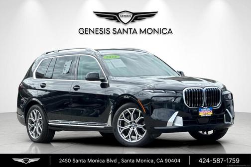 Black Sapphire Metallic 2024 BMW X7 xDrive40i