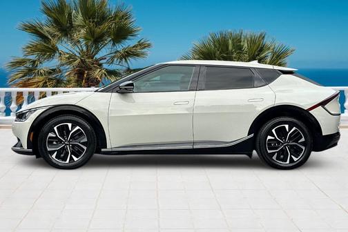 2022 Kia EV6 Wind