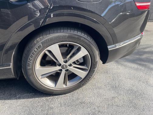 2023 Genesis GV80 2.5T