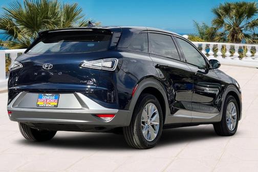 2022 Hyundai NEXO Blue