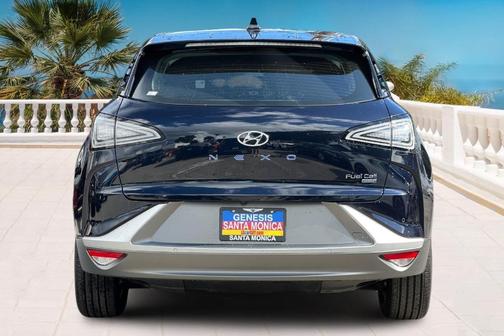 2022 Hyundai NEXO Blue