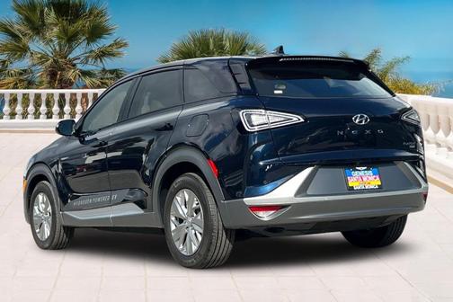 2022 Hyundai NEXO Blue