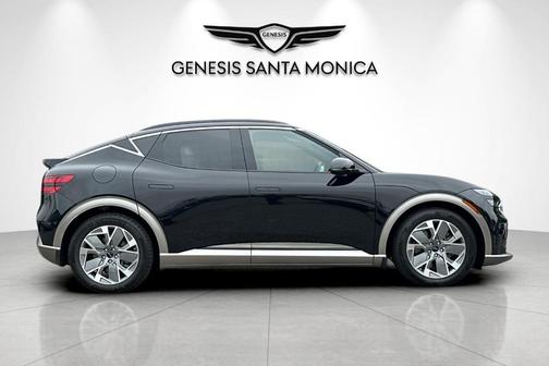 Vik Black 2025 Genesis GV60
