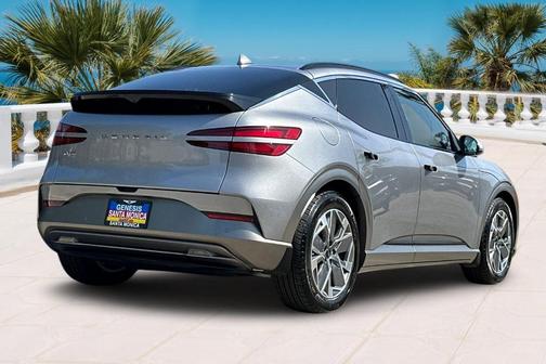 2024 Genesis GV60 Standard