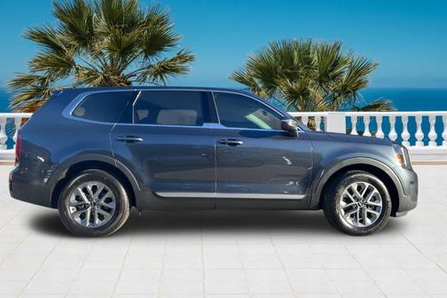 2023 Kia Telluride LX