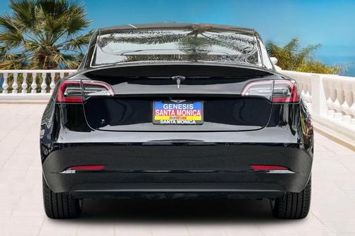 2018 Tesla Model 3 Mid Range