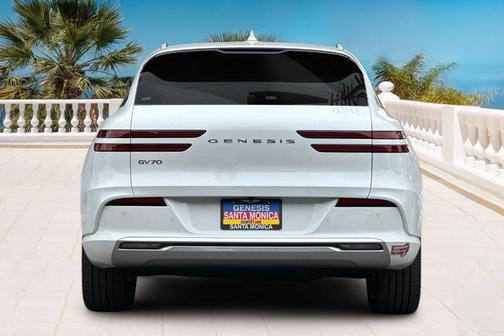 2024 Genesis Electrified GV70 Advanced