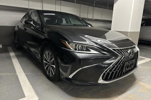 2022 Lexus ES 350 Base