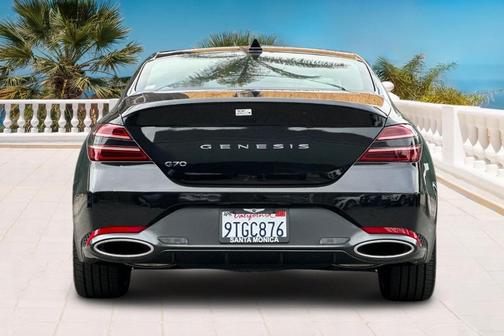 2025 Genesis G70 2.5T