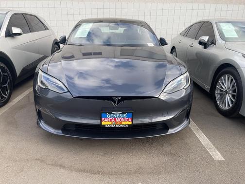 2022 Tesla Model S Plaid