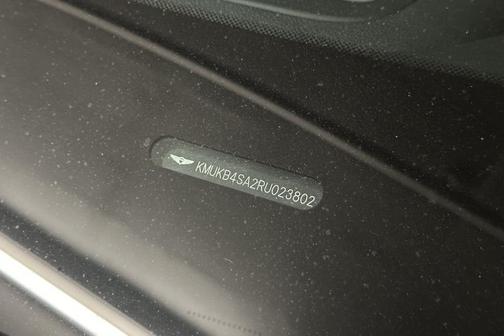 2024 Genesis GV60 Standard