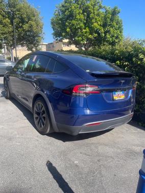 2022 Tesla Model X Plaid