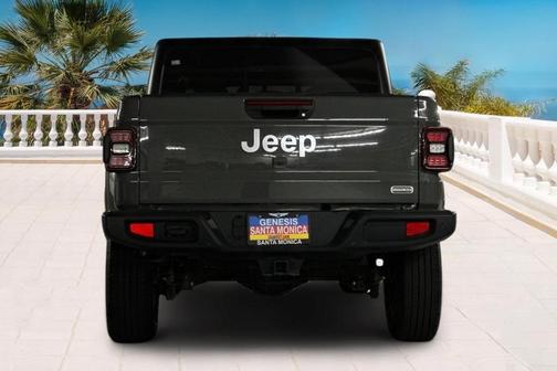 2020 Jeep Gladiator Overland