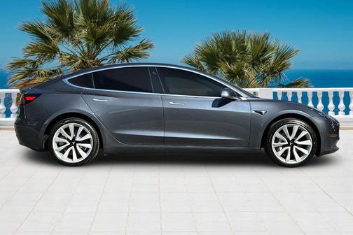 2020 Tesla Model 3 Standard Range Plus
