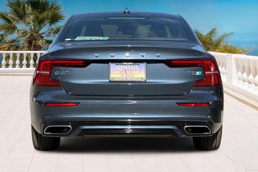 2019 Volvo S60 T5 R-Design