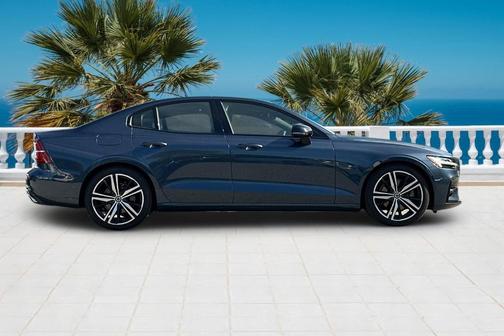 2019 Volvo S60 T5 R-Design