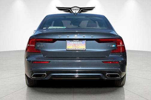 2019 Volvo S60 T5 R-Design
