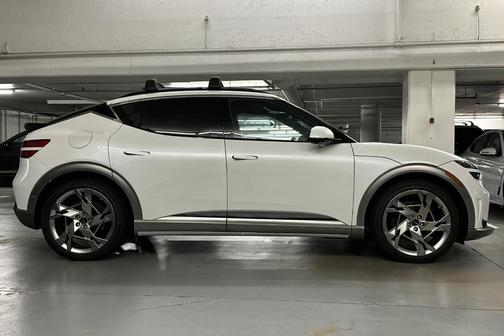 2024 Genesis GV60 Performance