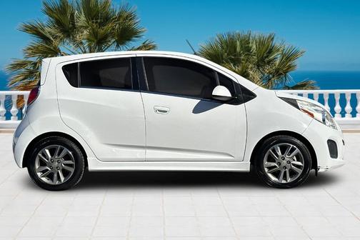 2015 Chevrolet Spark EV 2LT
