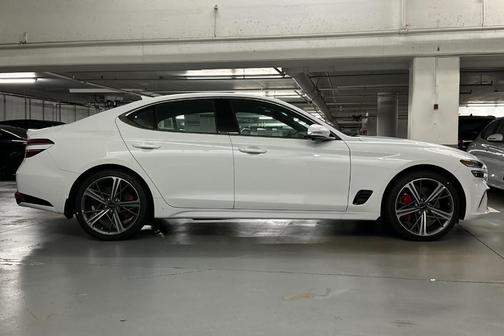 2025 Genesis G70 3.3T Sport Advanced