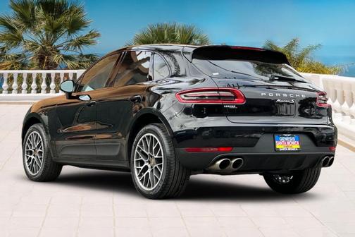 2017 Porsche Macan S