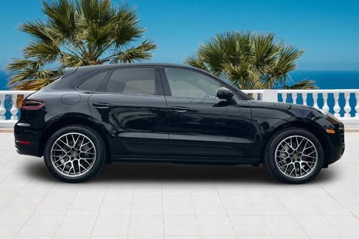 2017 Porsche Macan S