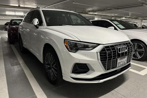 2021 Audi Q3 40 Premium