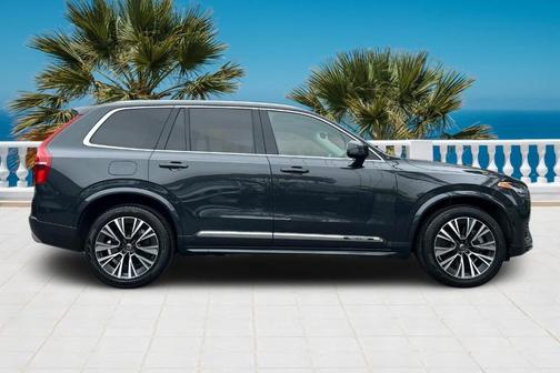 2021 Volvo XC90 Recharge Plug-In Hybrid T8 Inscription Expression 7 Passenger