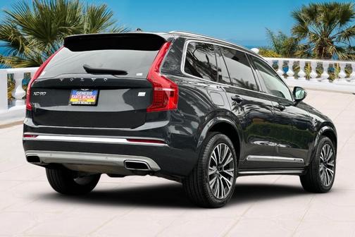2021 Volvo XC90 Recharge Plug-In Hybrid T8 Inscription Expression 7 Passenger